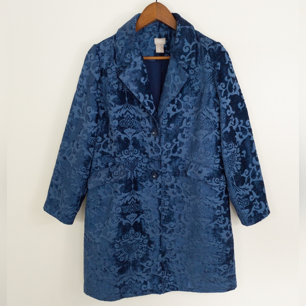 Chicos Blue Chenille Jacquard Tapestry Topper Jacket Size 4/6P - Picture 2 of 9